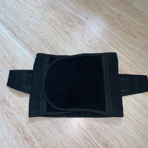 Waist trainer size xs/s